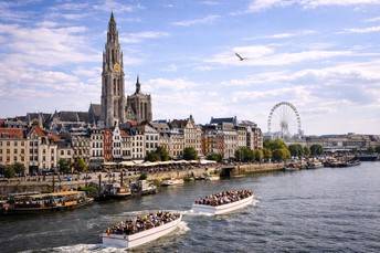 Coach trip to Antwerp from Belgium