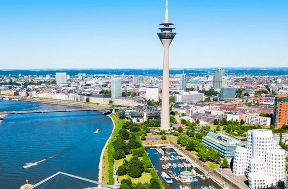 Excursion d'une journée à Düsseldorf - Voyage en autocar