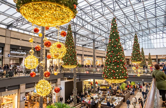 Oberhausen : le plus grand centre commercial d'Europe et son marché de Noël