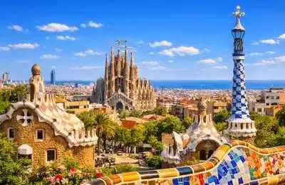 Voyage en autocar à Barcelone – Sagrada Família, Ramblas, plages et quartiers historiques