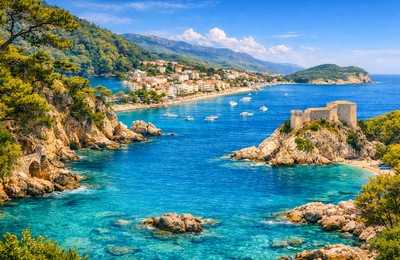 Voyage en autocar sur la Costa Brava – plages, criques, villages méditerranéens et ambiance ensoleillée